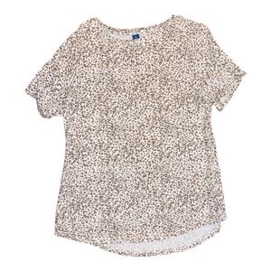 Luxe T-shirt. Size M